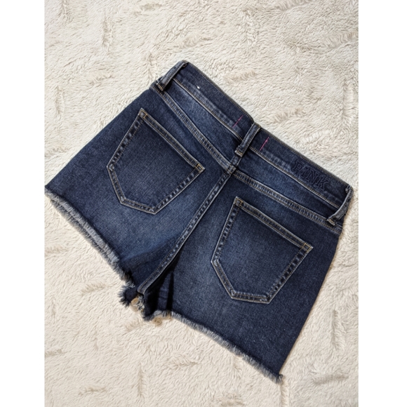 NWOT-VS PINK HighRise CutOff Short SIZE 6 - Picture 5 of 11